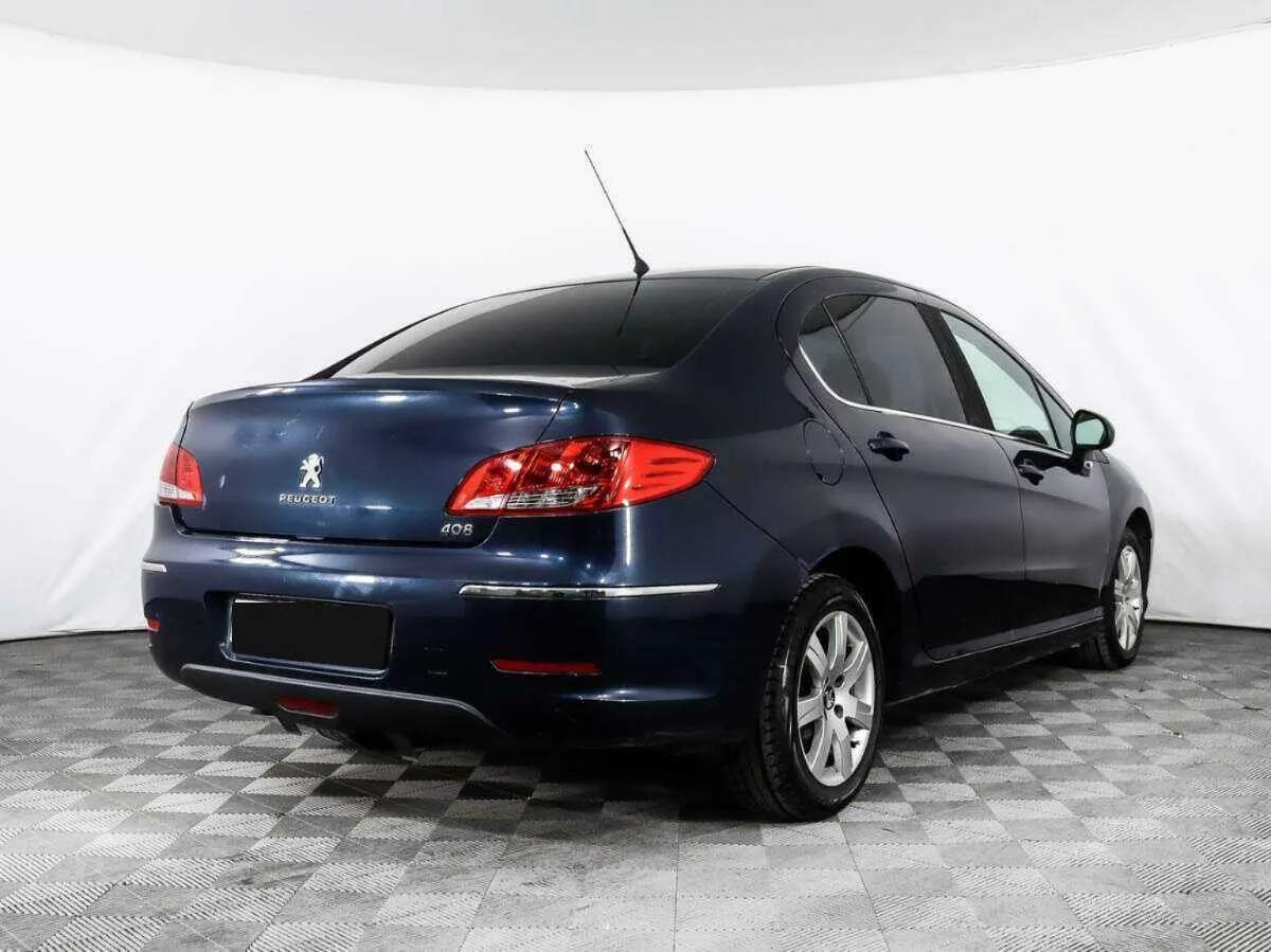 Peugeot 408