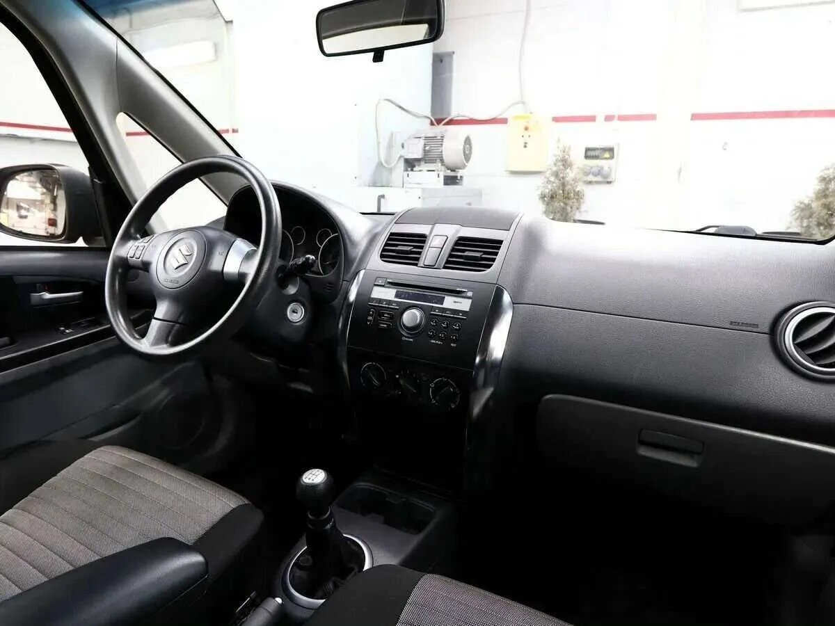 Suzuki SX4