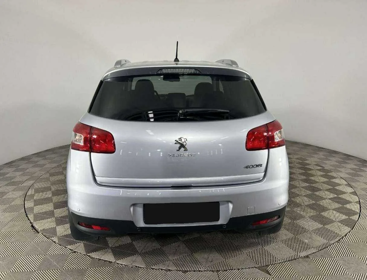 Peugeot 4008