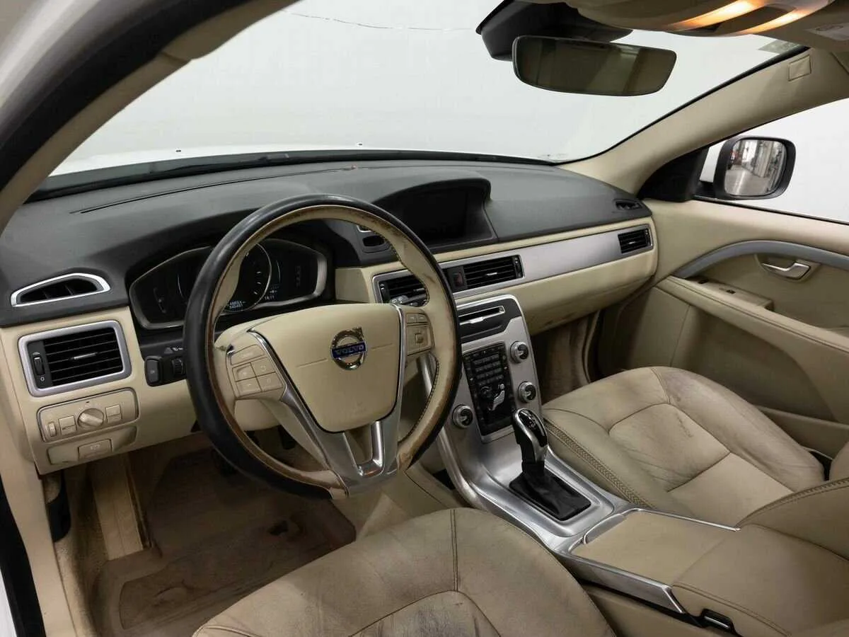Volvo XC70