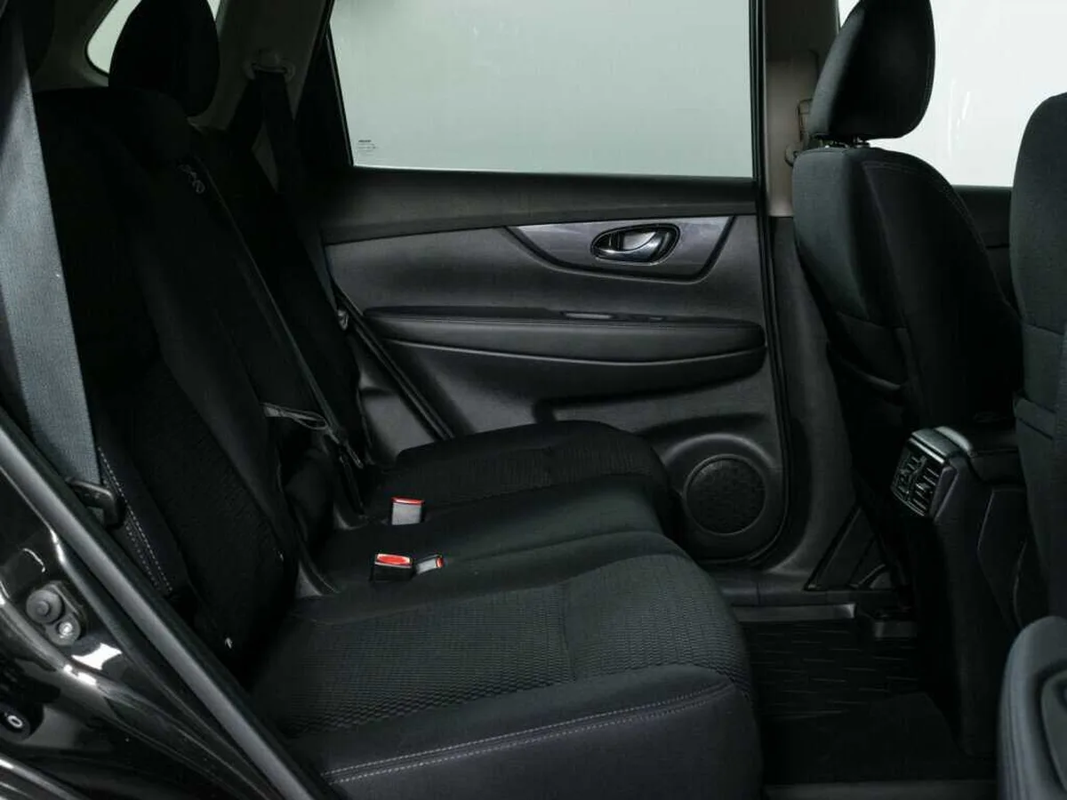 Nissan X Trail