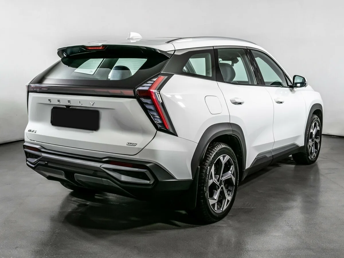 Geely Atlas