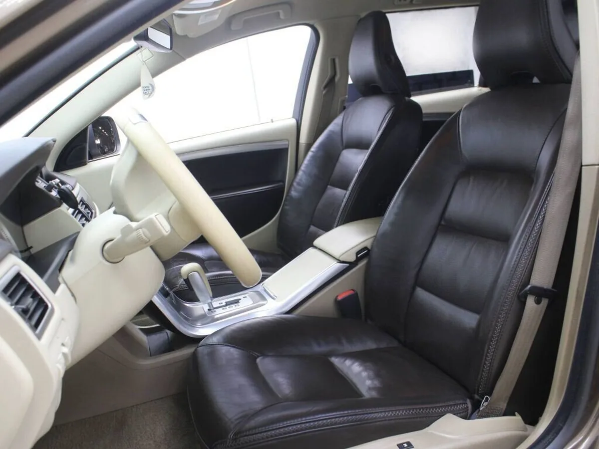 Volvo XC70