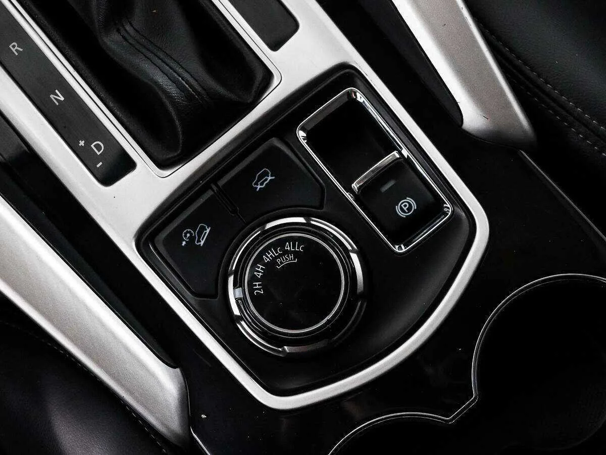 Mitsubishi Pajero Sport