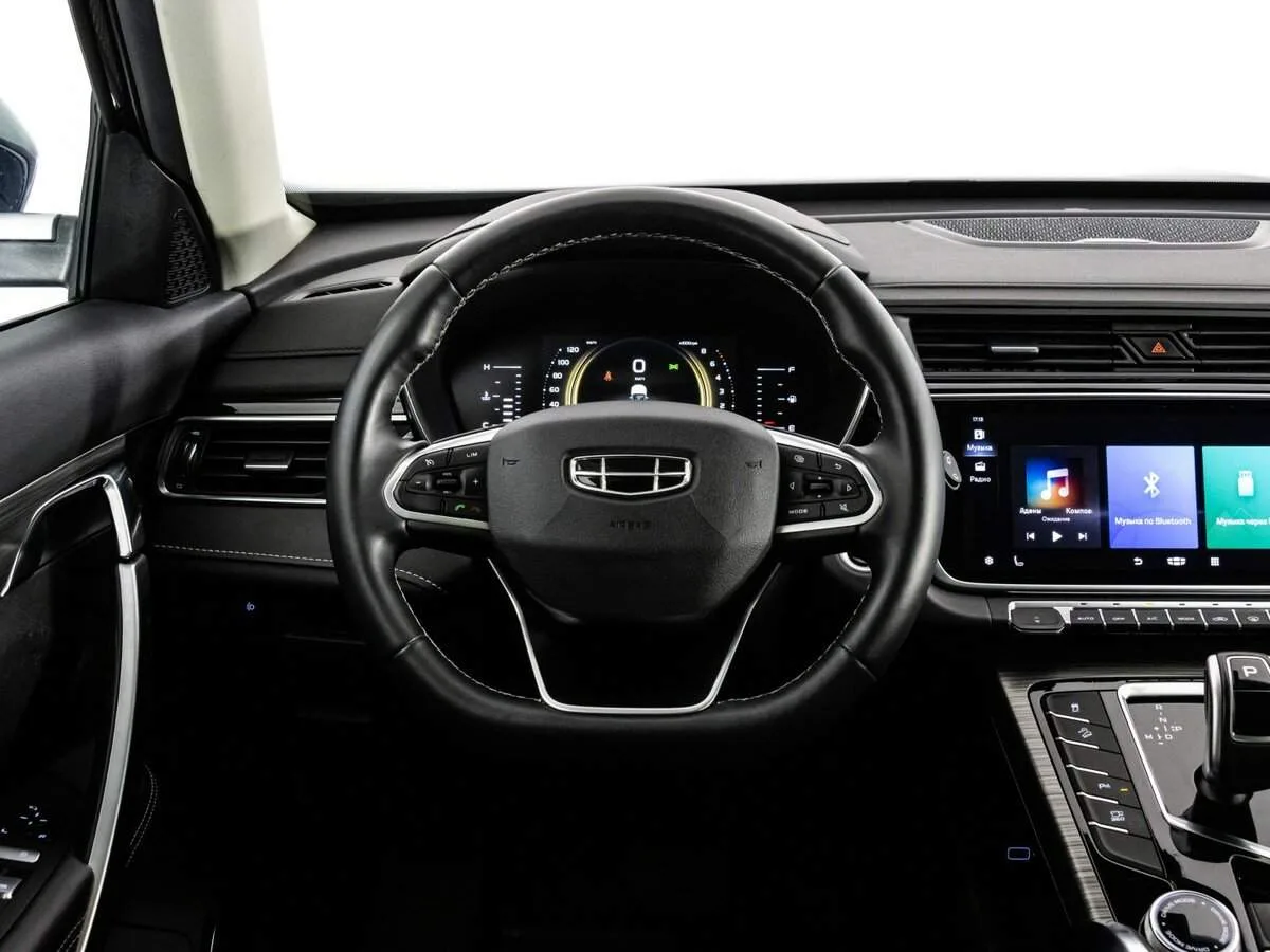 Geely Atlas Pro