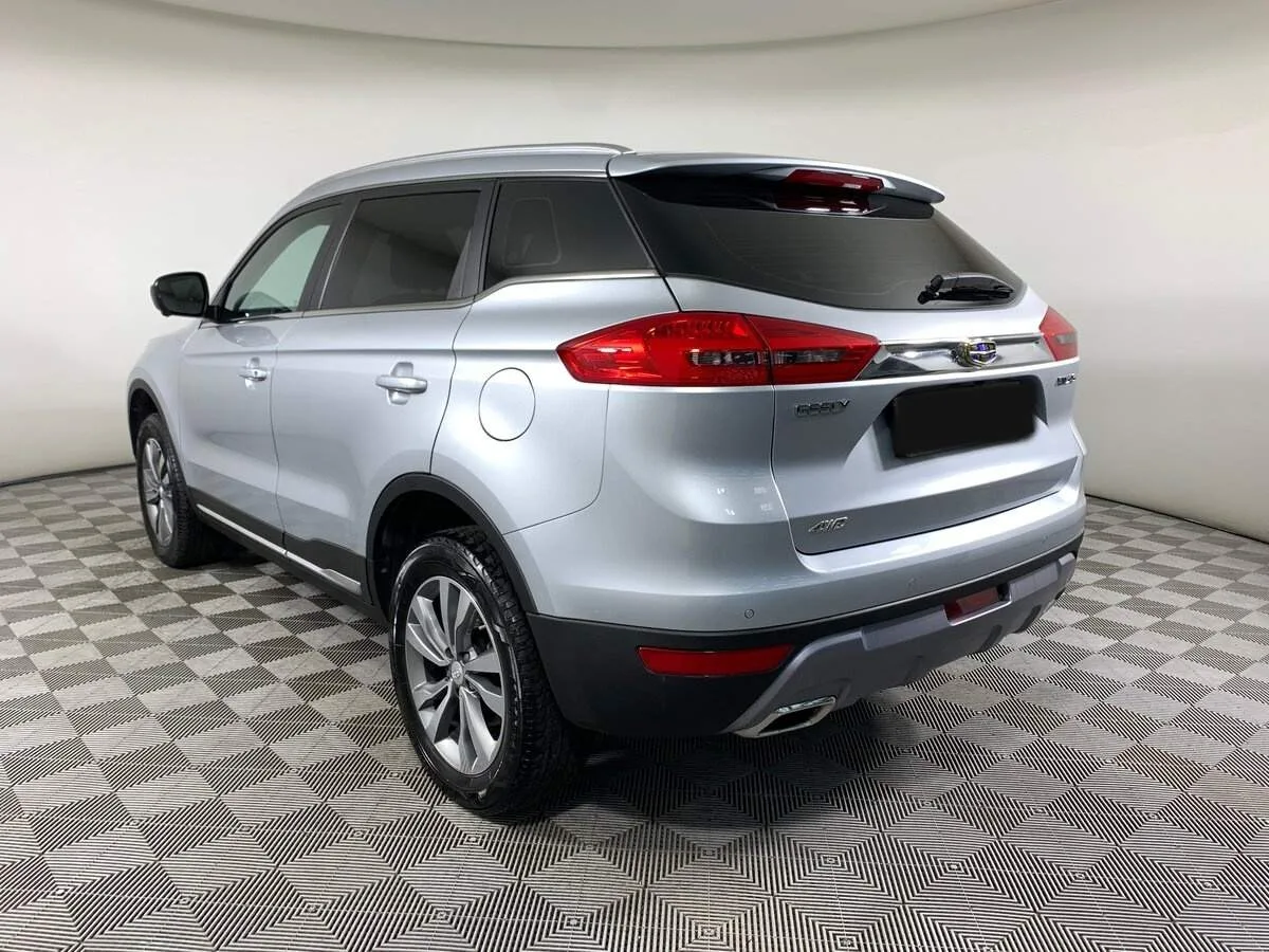 Geely Atlas