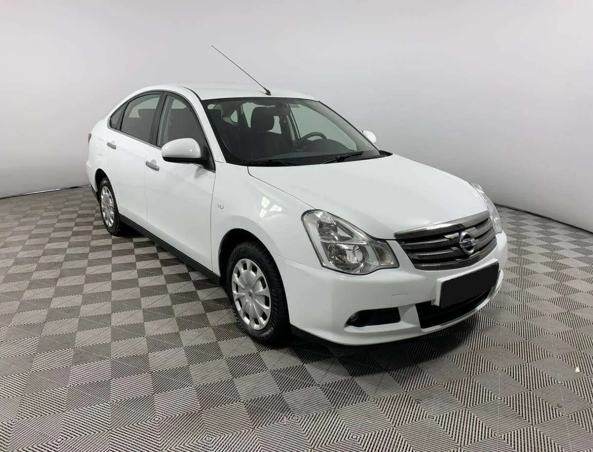 Nissan Almera