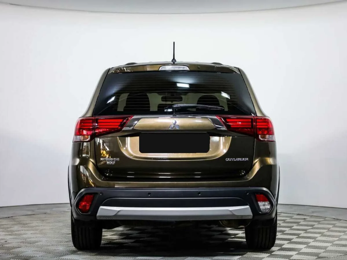 Mitsubishi Outlander