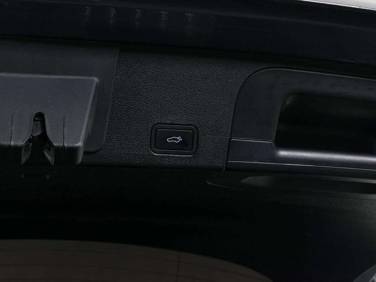 Geely Tugella