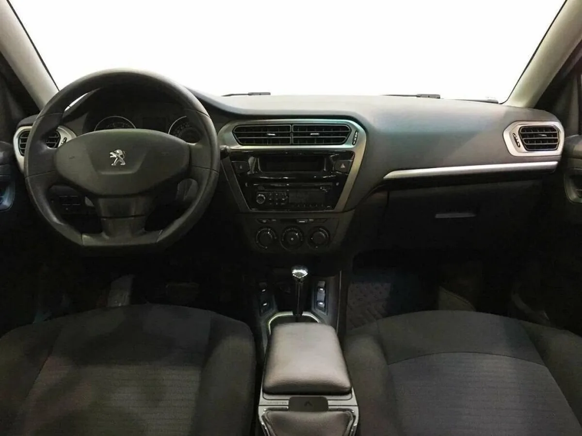 Peugeot 301