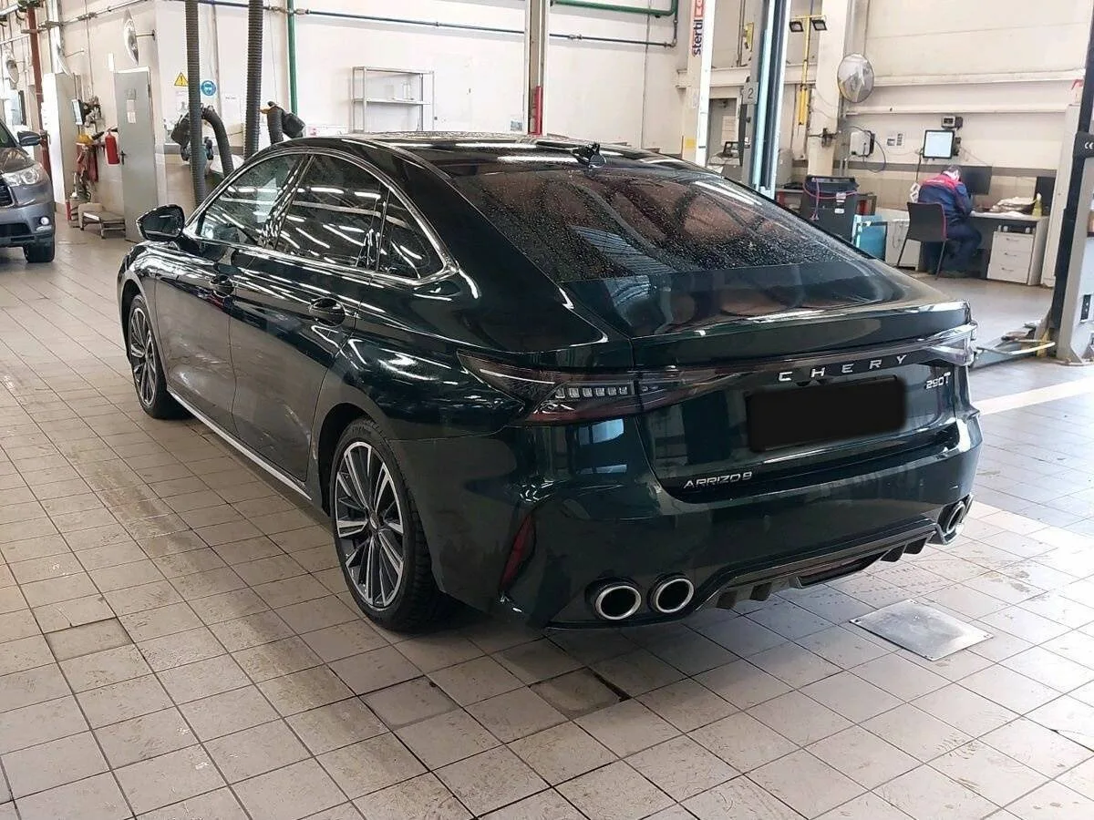 Chery Arrizo 8