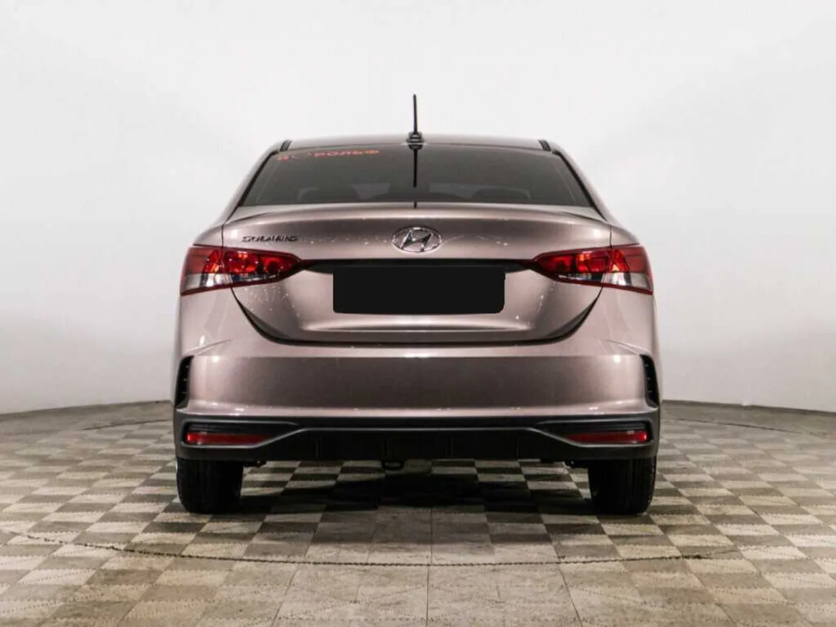 Hyundai Solaris