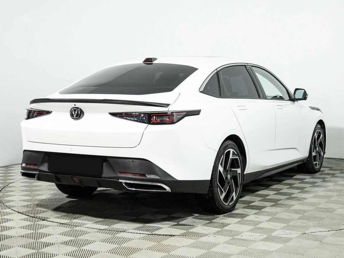 Changan Lamore