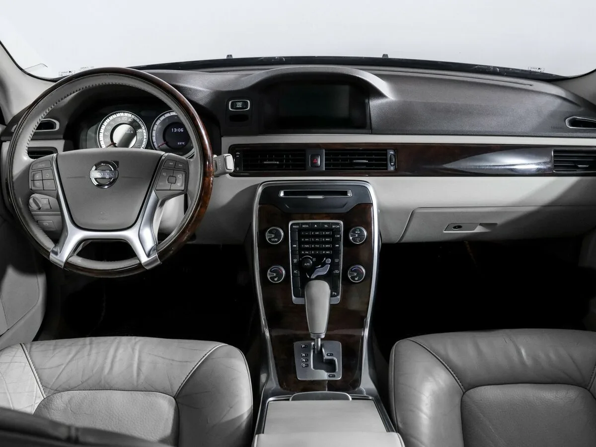 Volvo S80