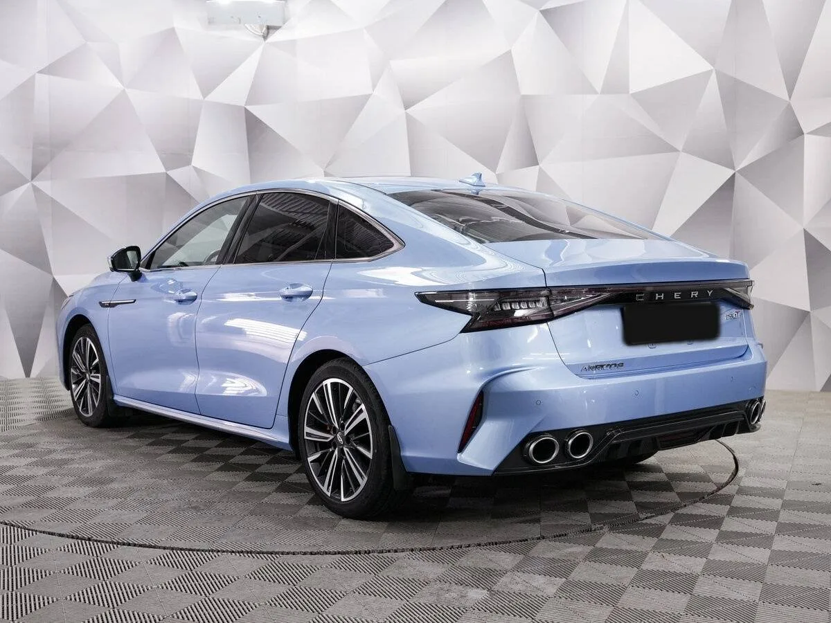 Chery Arrizo 8
