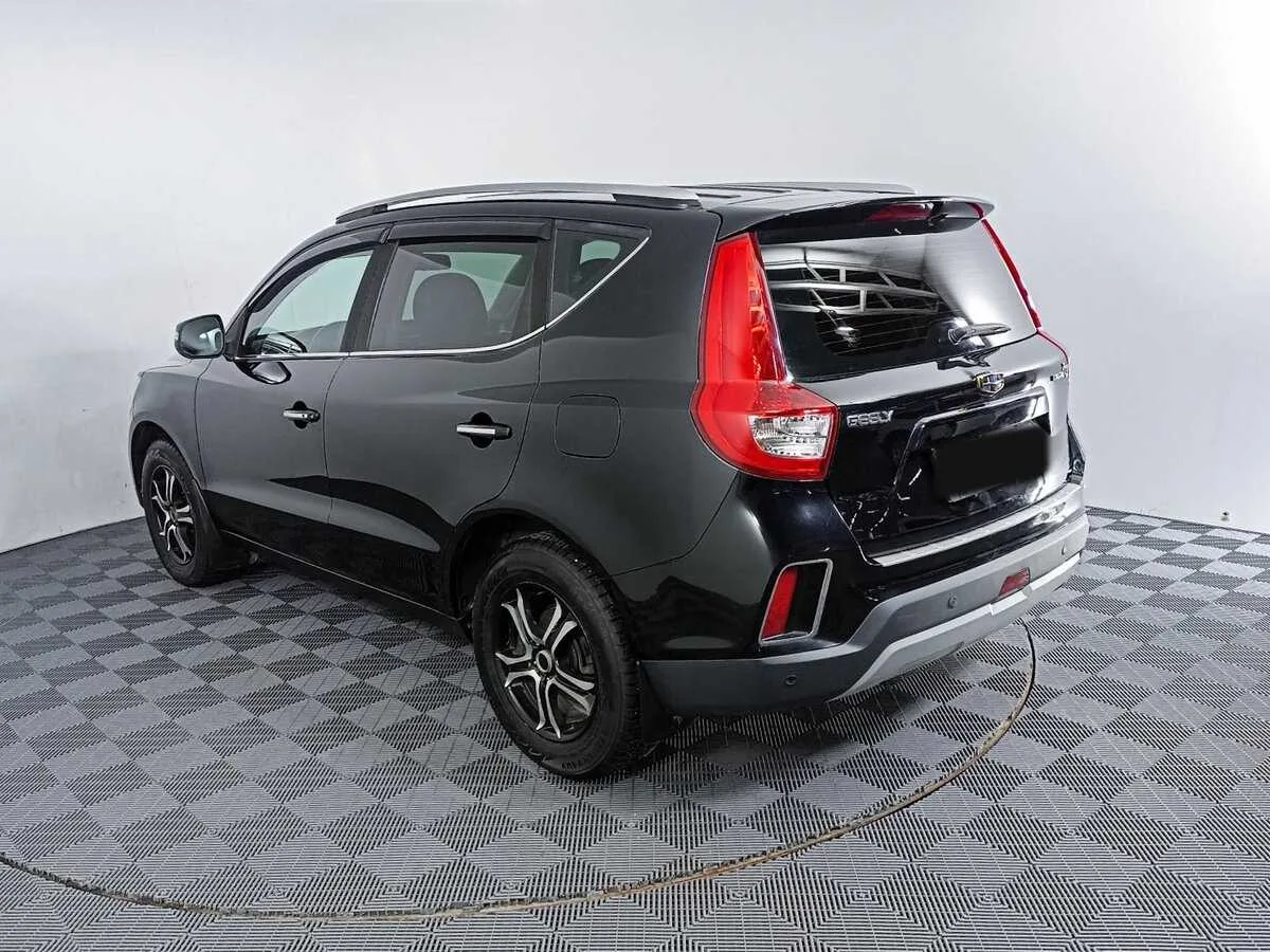 Geely Emgrand X7