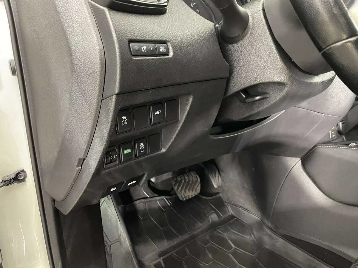 Nissan X Trail