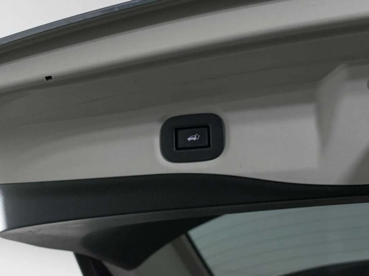 Nissan X Trail
