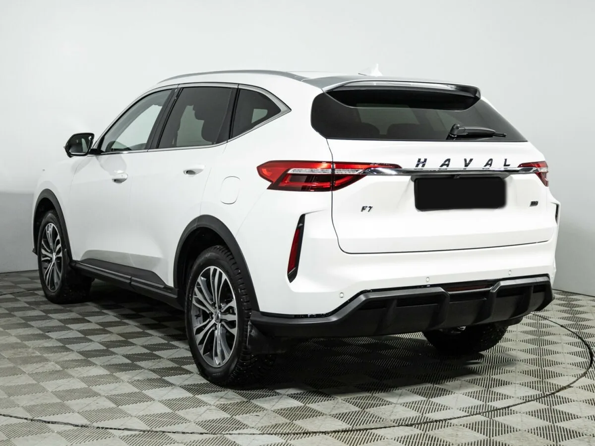 Haval F7