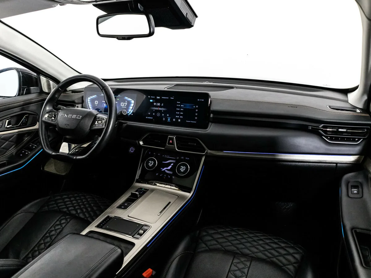 Exeed TXL