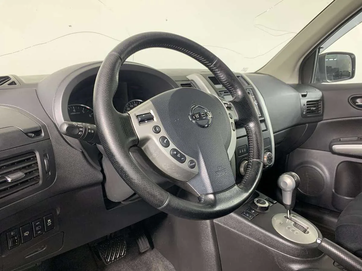 Nissan X Trail