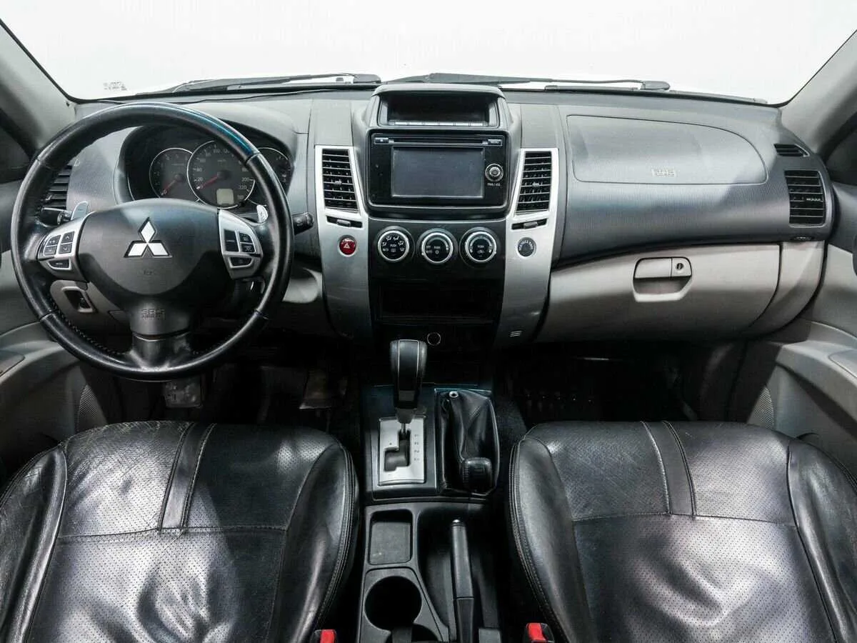 Mitsubishi Pajero Sport