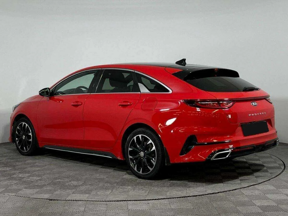 Kia Proceed