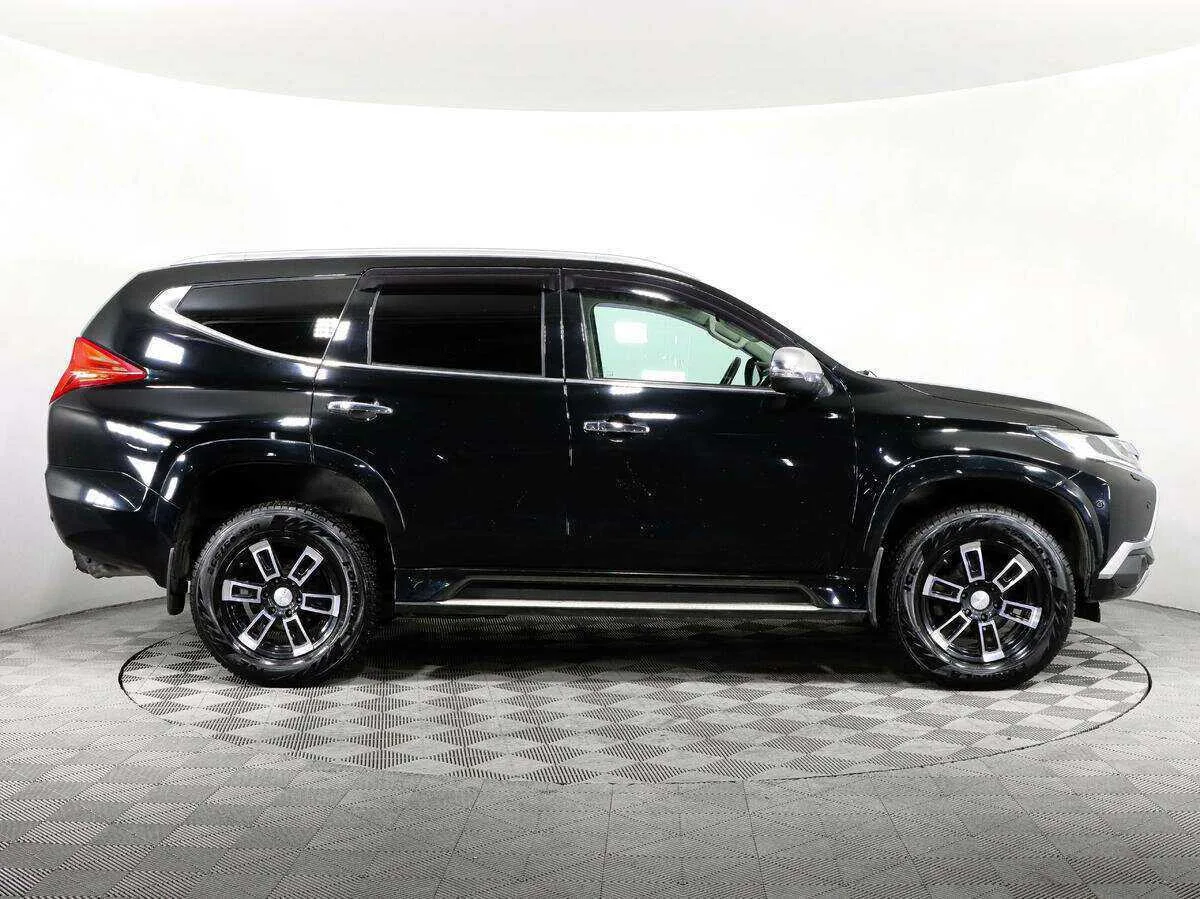Mitsubishi Pajero Sport
