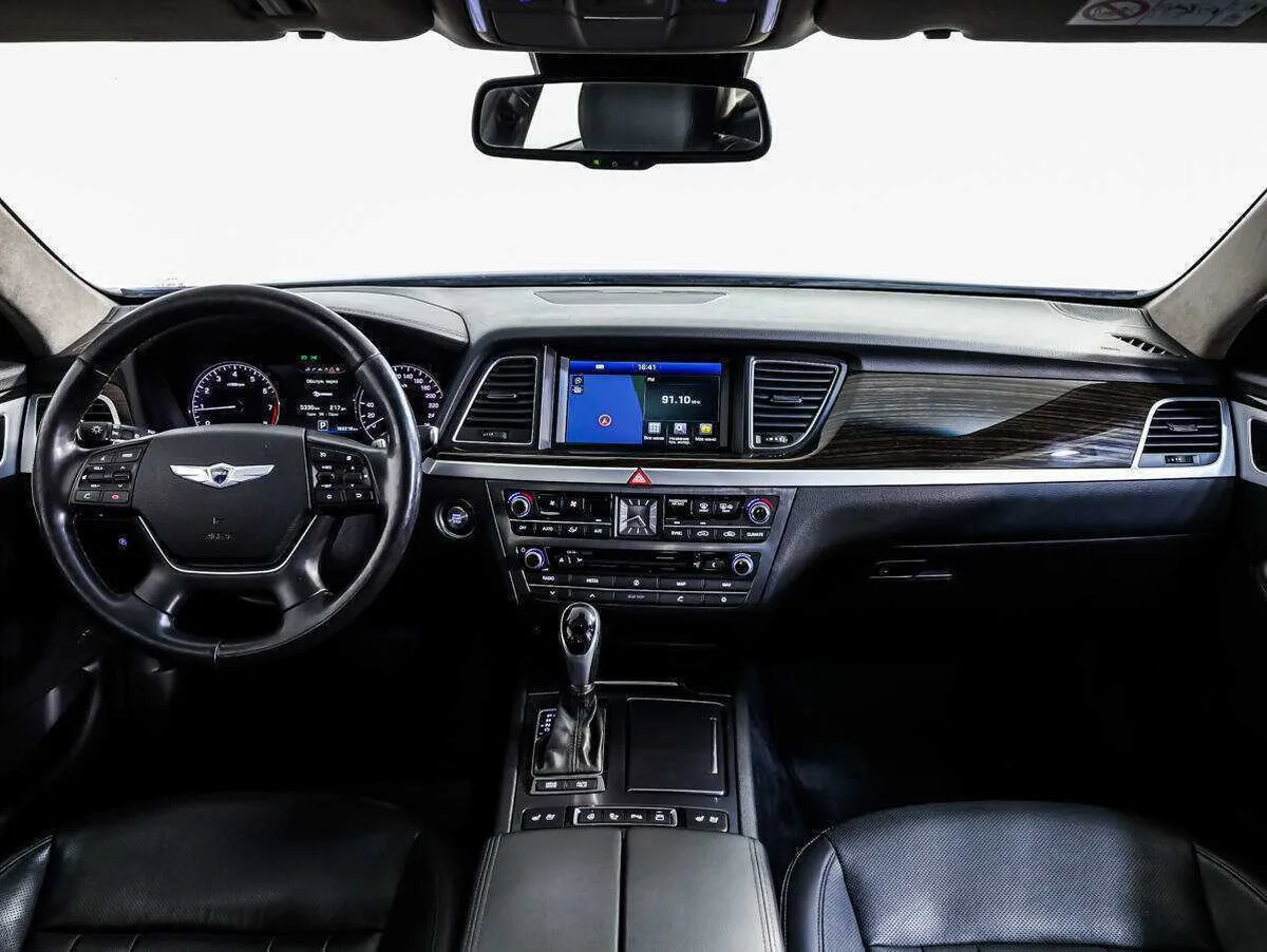 Hyundai Genesis