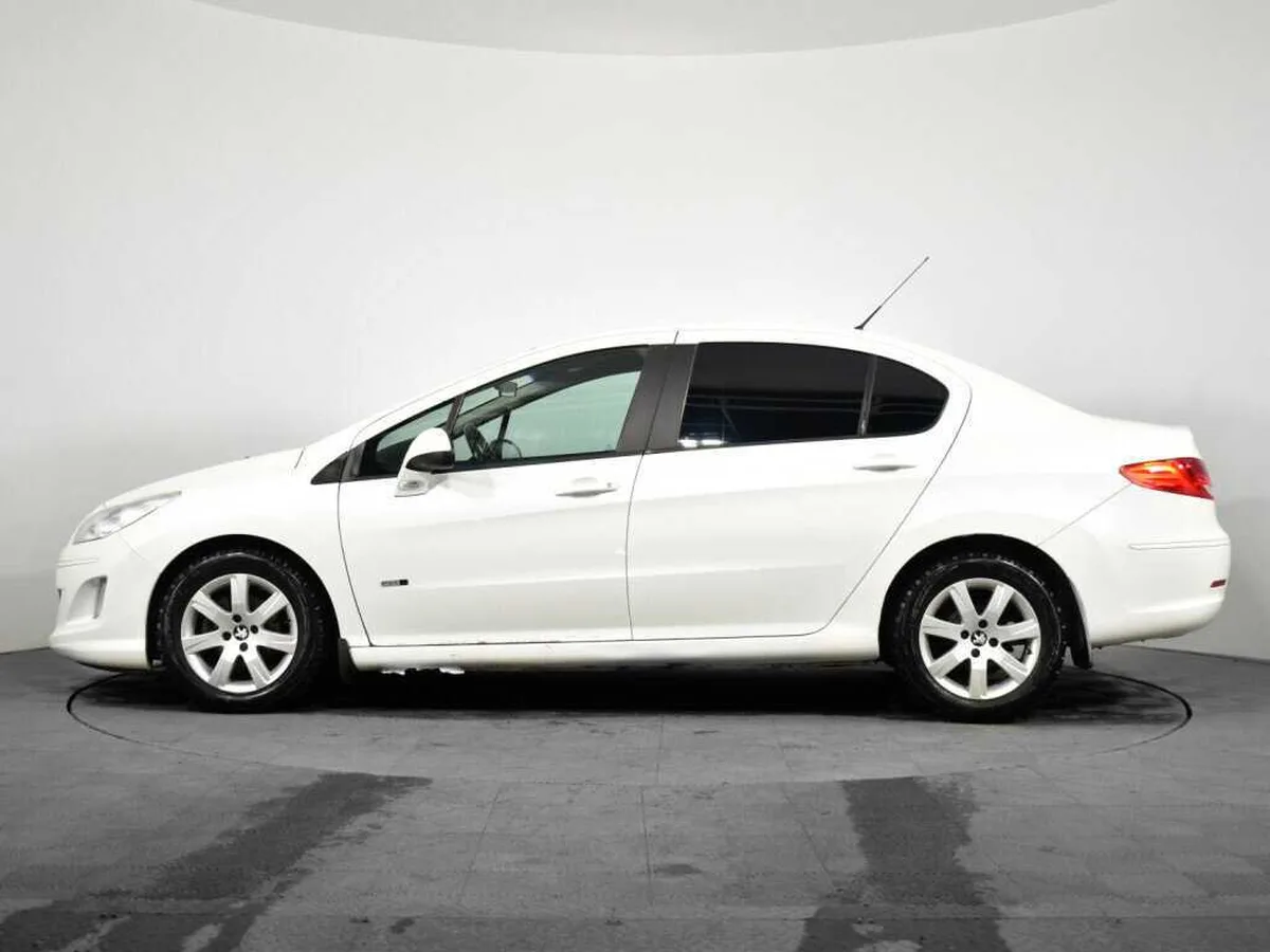 Peugeot 408
