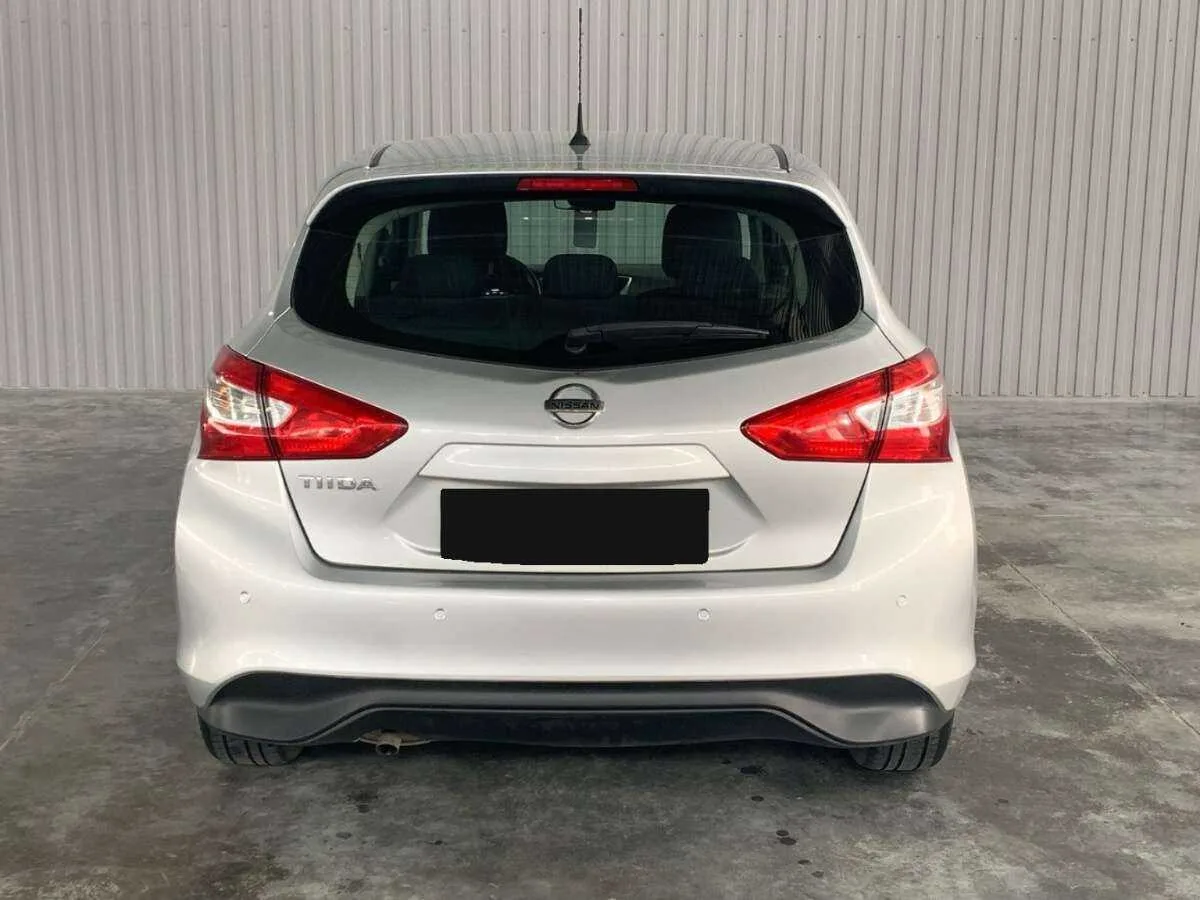 Nissan Tiida