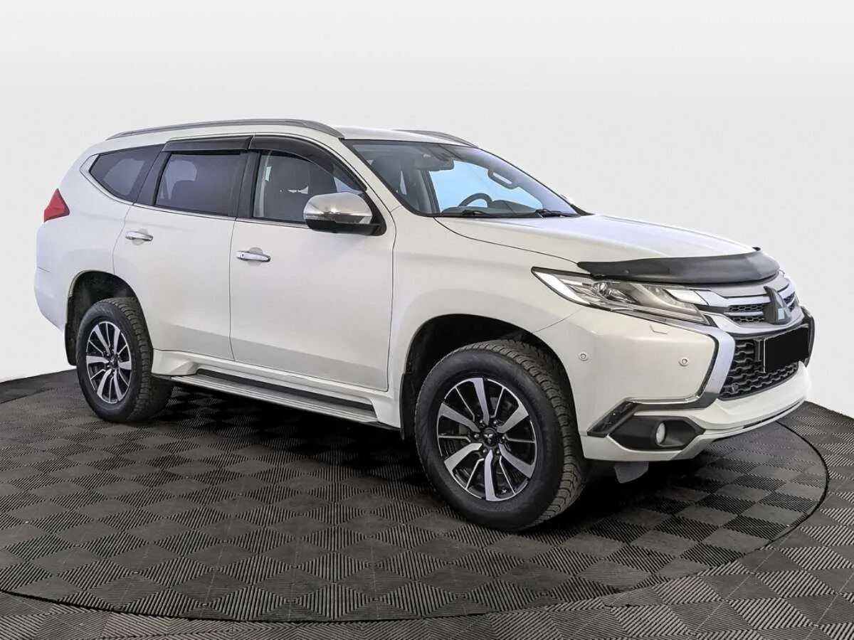 Mitsubishi Pajero Sport