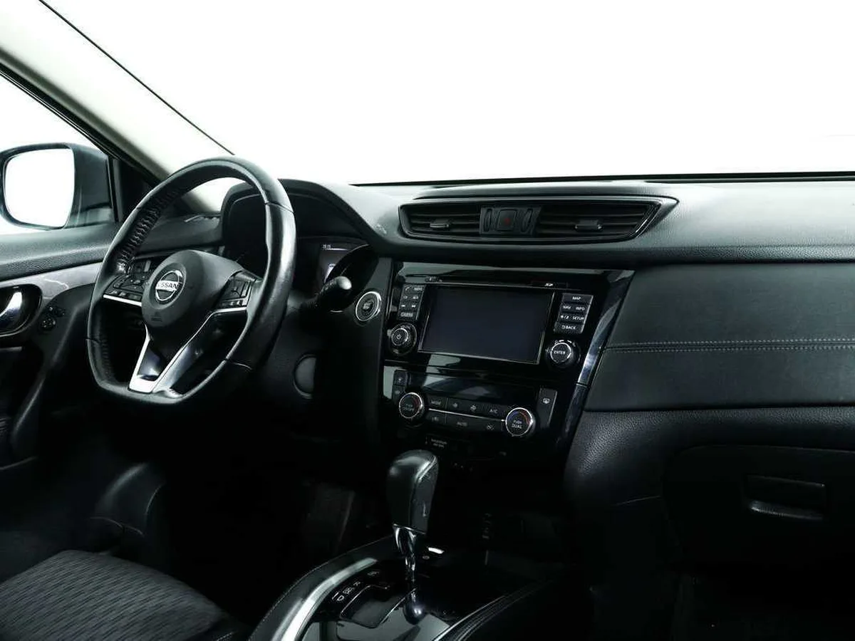 Nissan X Trail