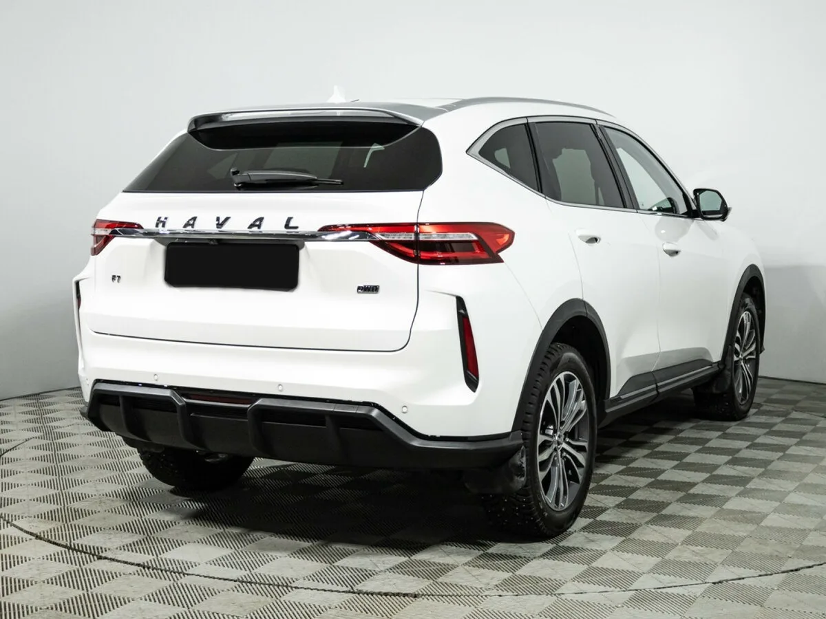 Haval F7