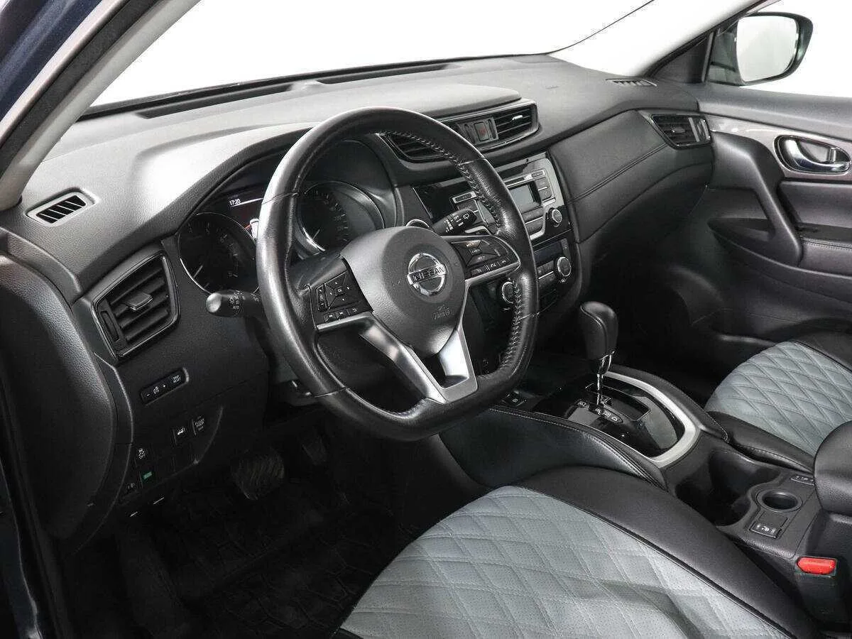 Nissan X Trail