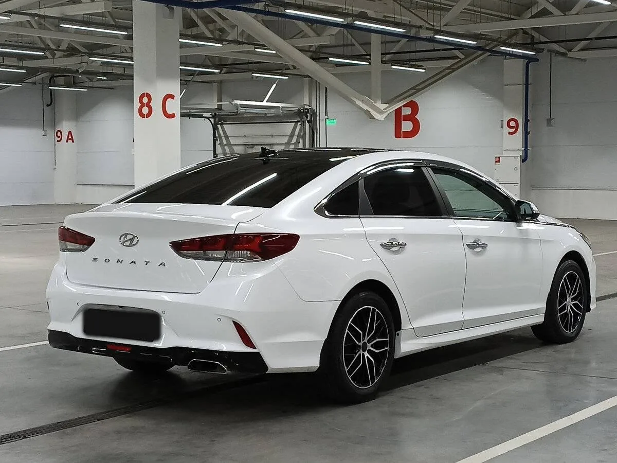 Hyundai Sonata