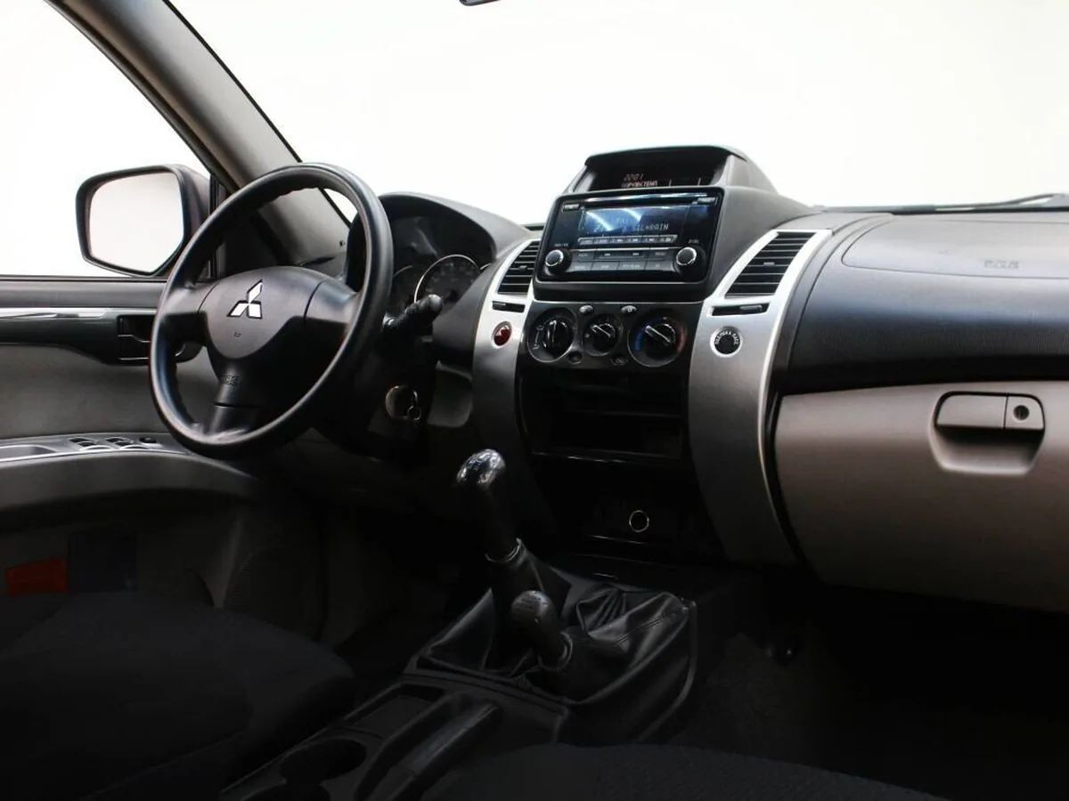Mitsubishi Pajero Sport