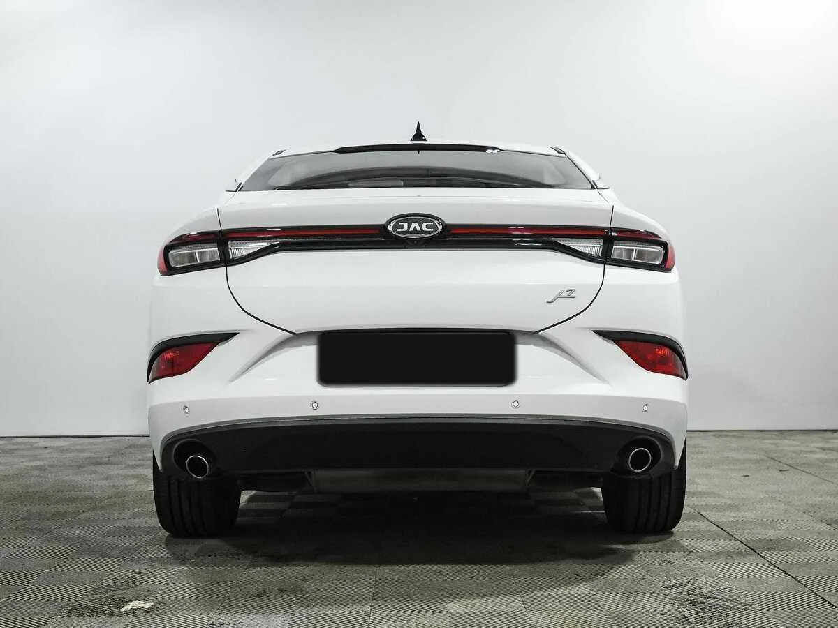 JAC J7