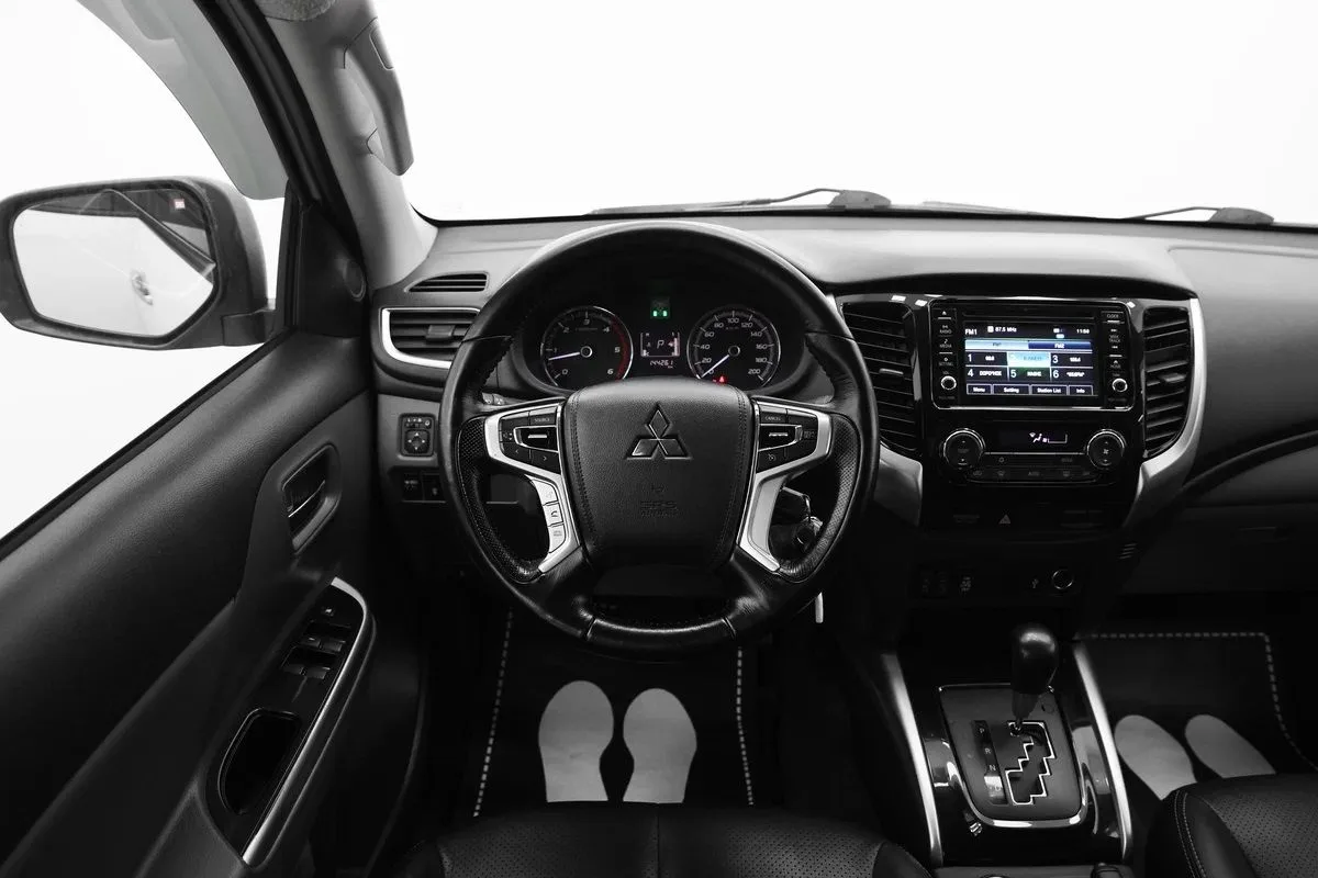 Mitsubishi L200