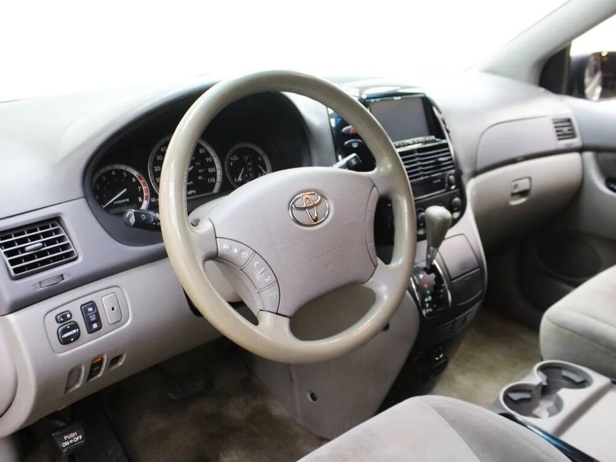 Toyota Sienna