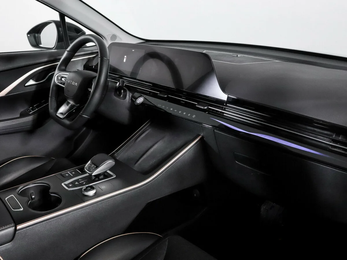 Omoda C5