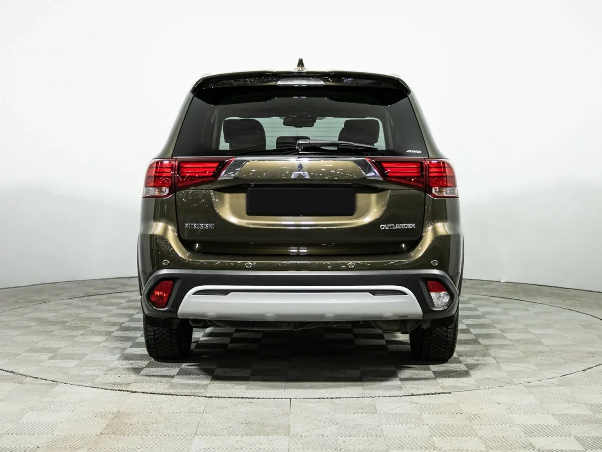 Mitsubishi Outlander