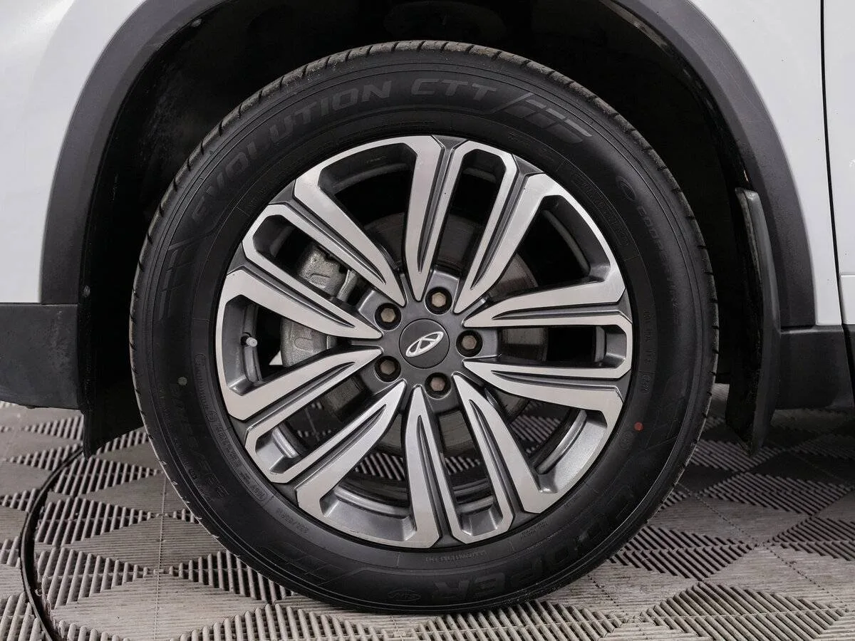 Chery Tiggo 8
