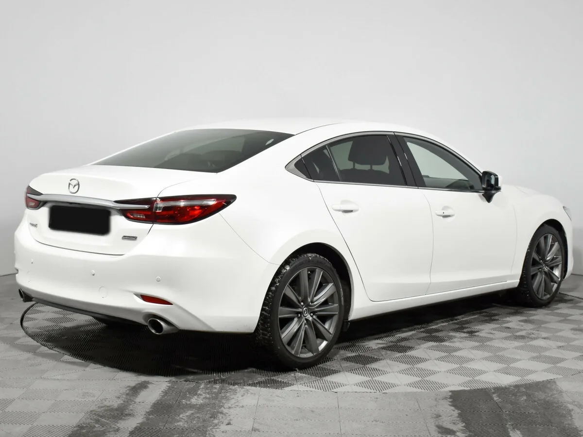 Mazda 6