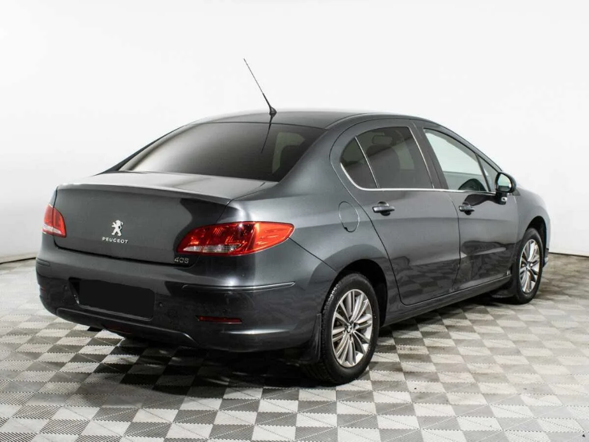 Peugeot 408