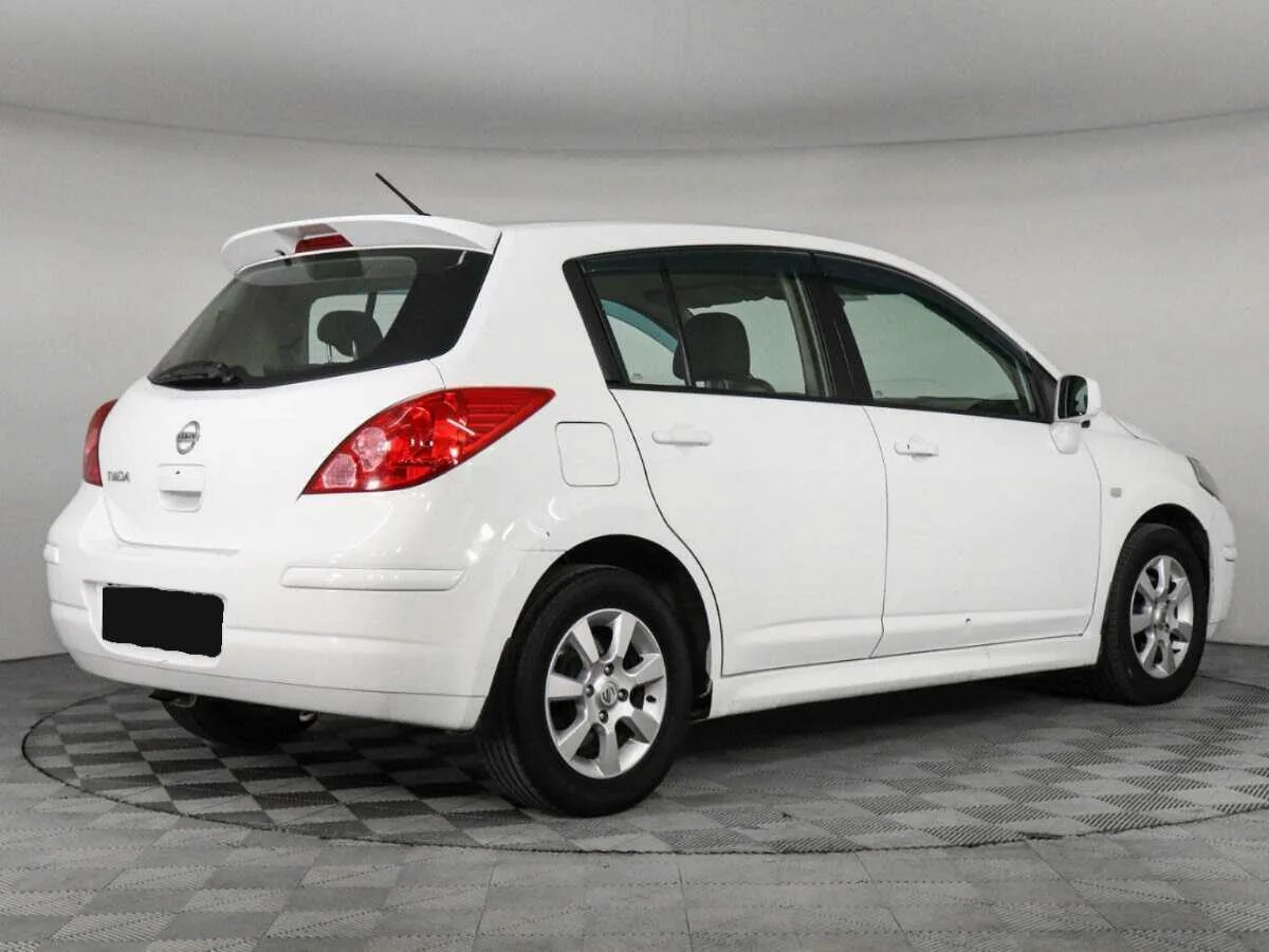 Nissan Tiida