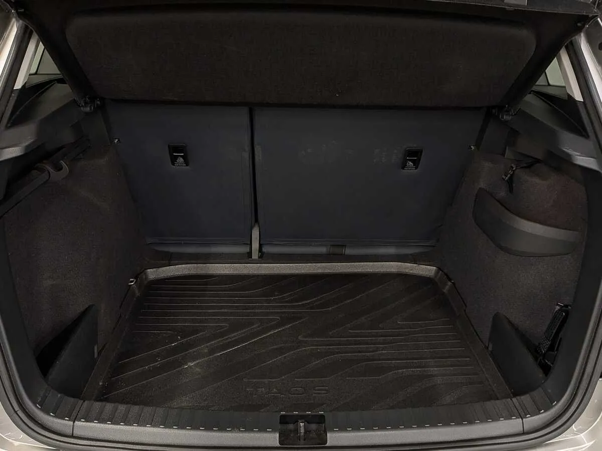 Volkswagen Taos