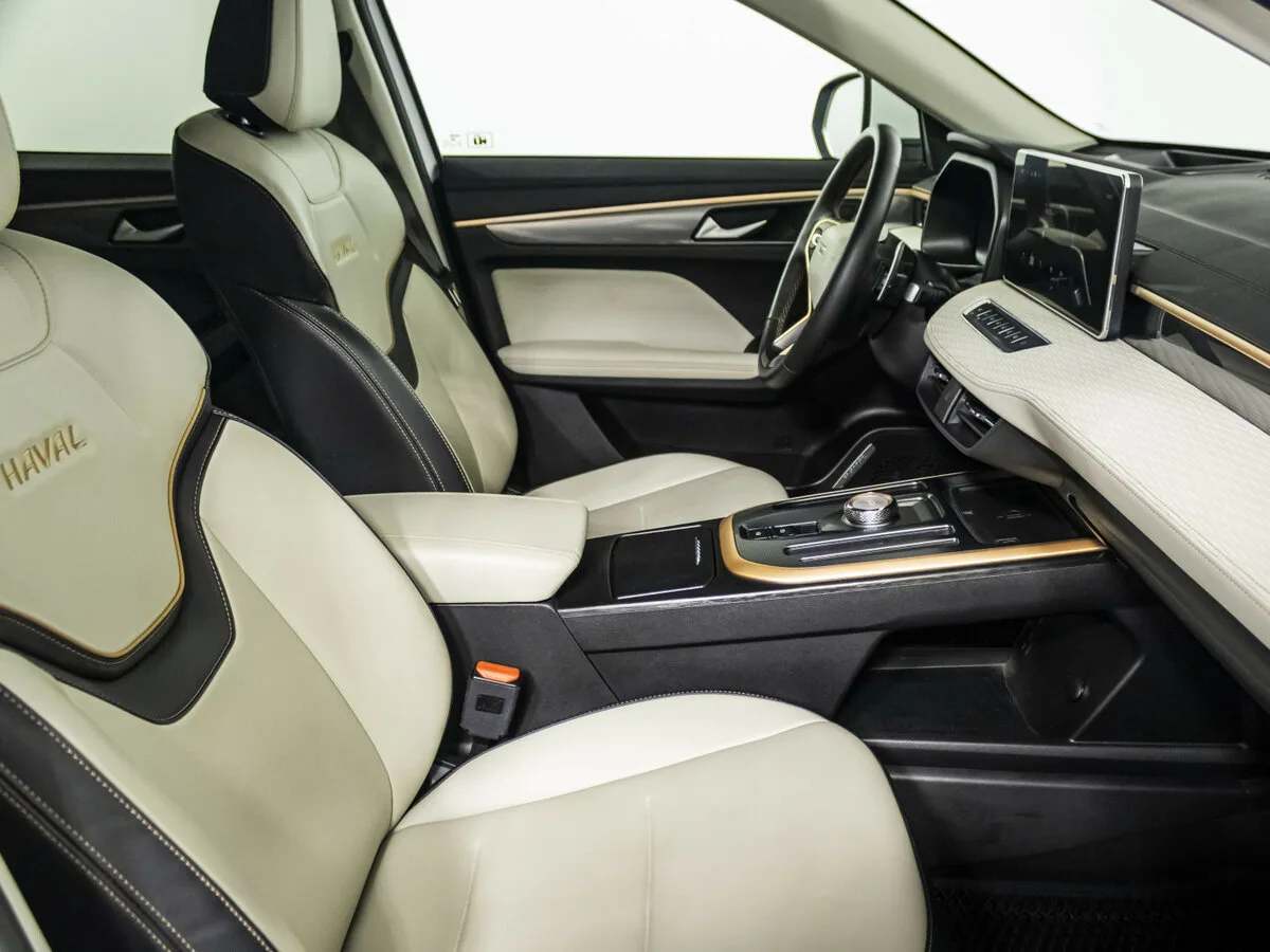 Haval Jolion