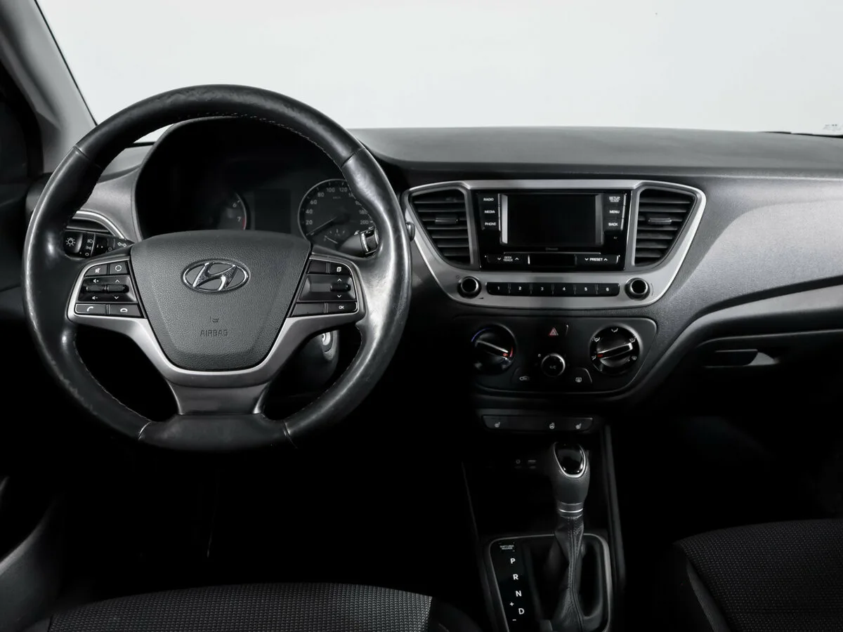 Hyundai Solaris