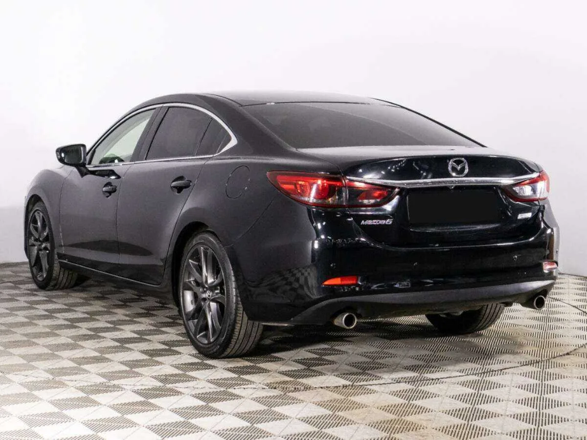 Mazda 6
